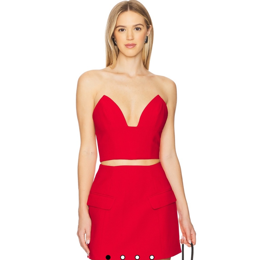 ❤️Nwt sold out Revolve Bardot Delphi fire Red Strapless Crop Top in size 12